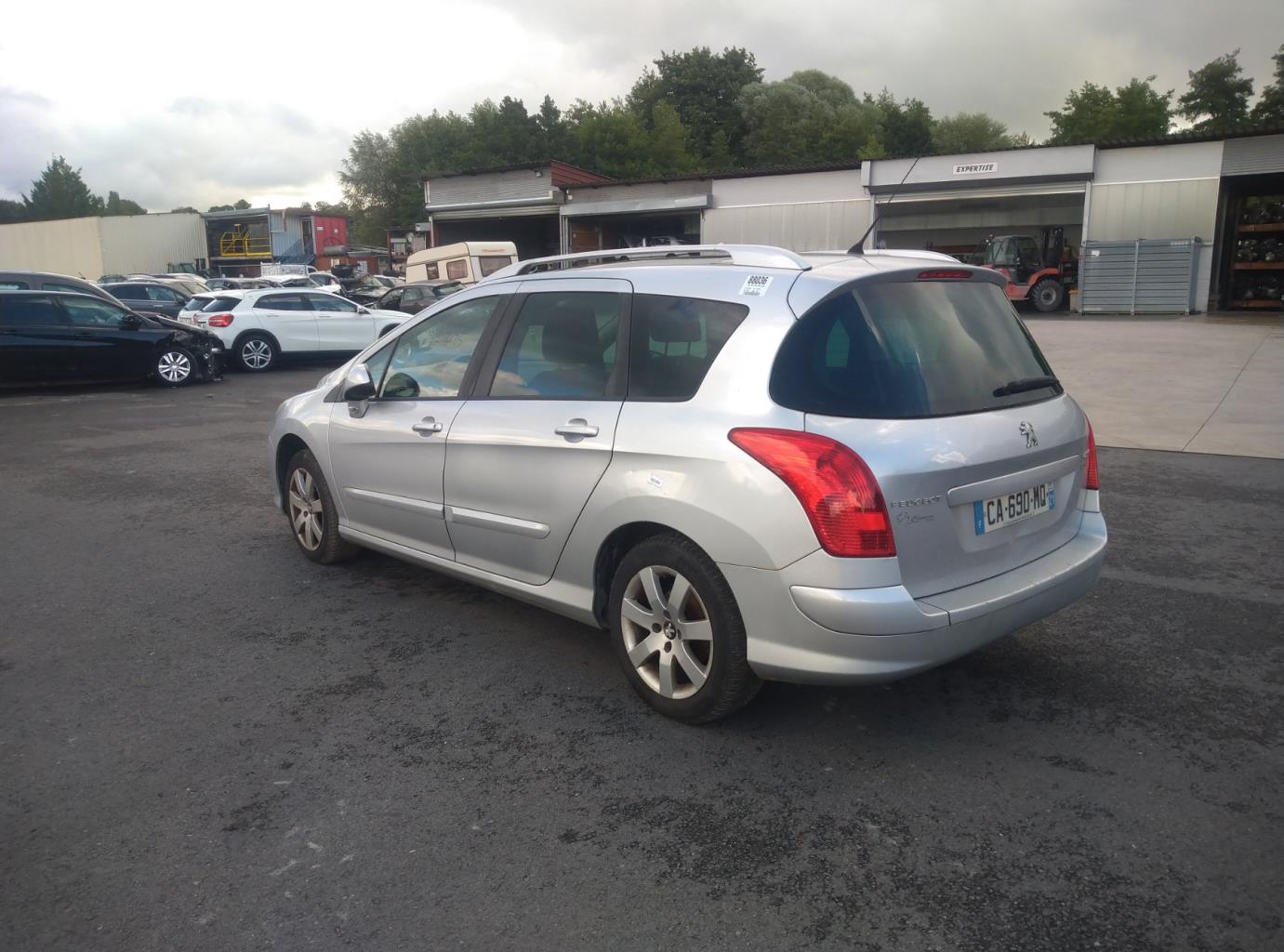 Radiateur D'eau PEUGEOT 308 2 SW PHASE 2 BREAK – 9809141780 – Occasion (Bon état)